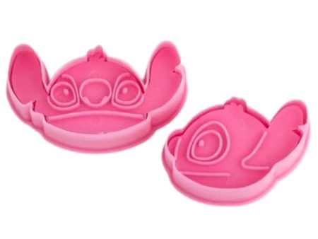 2 PCs Disney face character cookie cutters Online