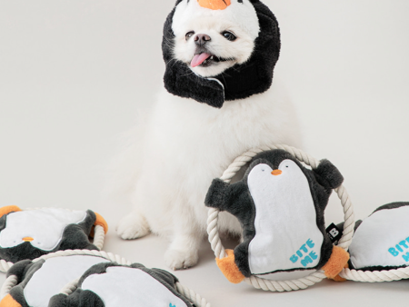 Hug Me Rope Tug Toy - Penguin For Discount